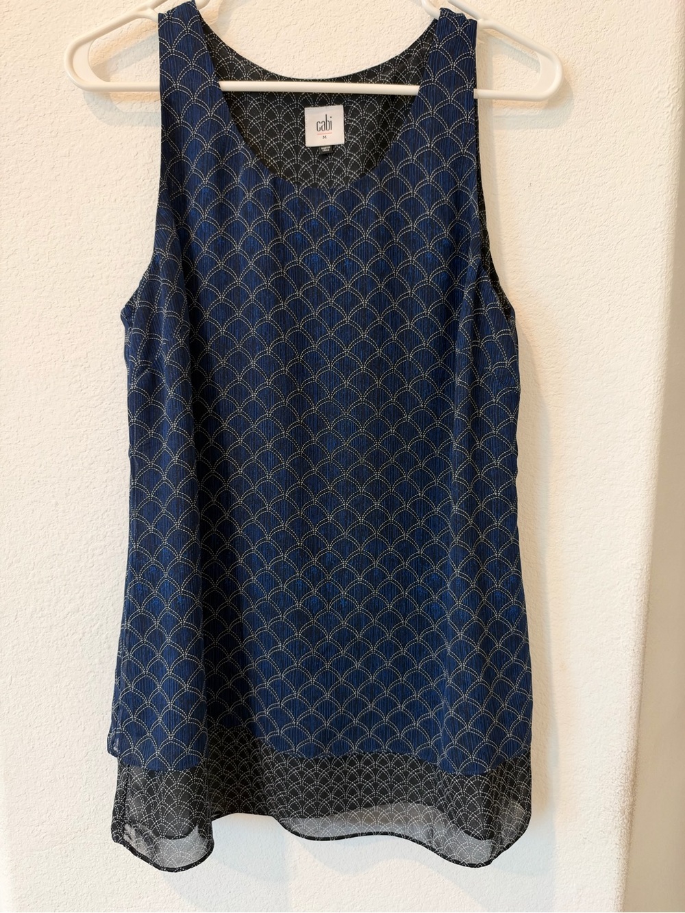 CAbi Navy Scallop-Pattern Sleeveless Camisole